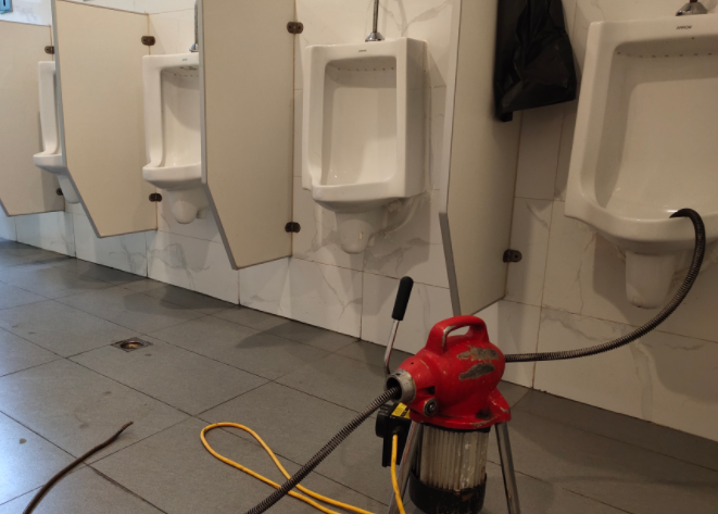 南昌家庭下水道堵塞?管道疏通與化糞池清理一站式服務!